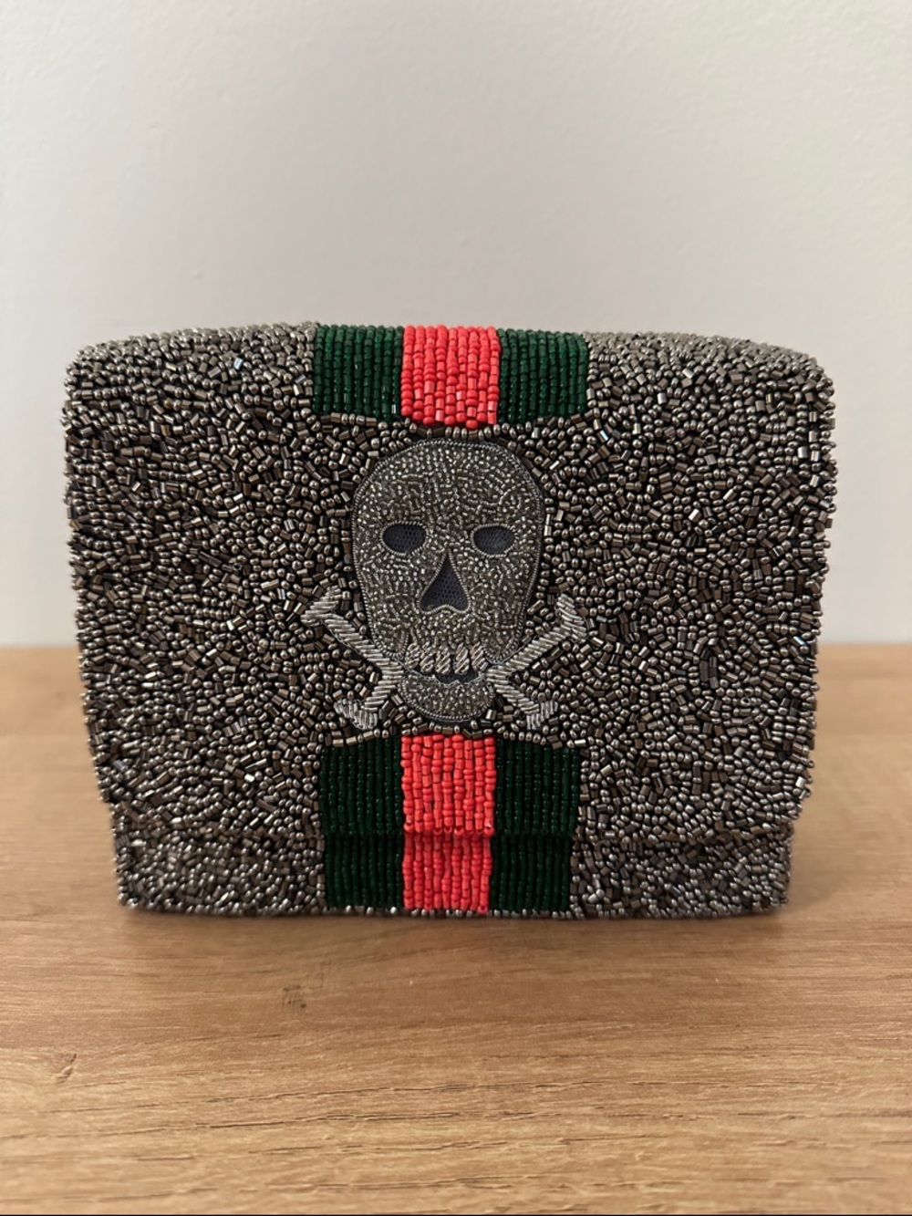 NWT Moyna Skull Silver Beaded Clutch Crossbody Purse Formal Event